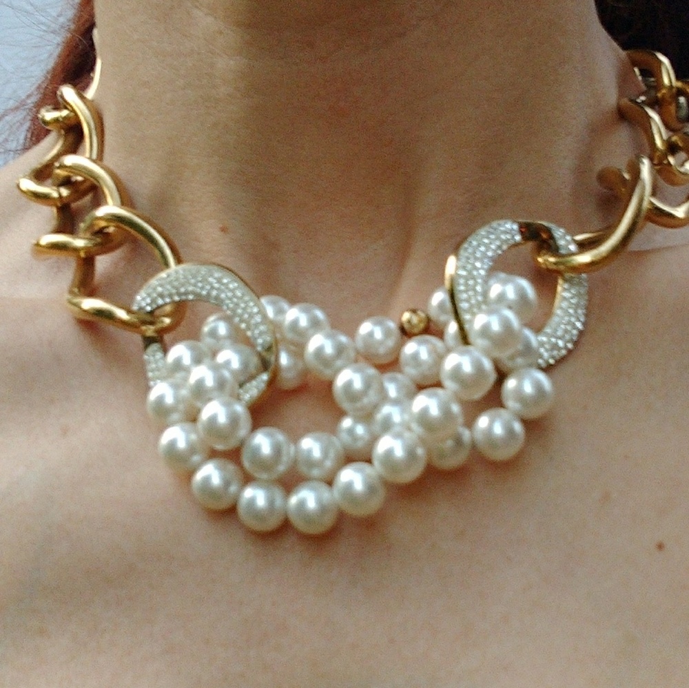 Swarovski Chunky Gold Chain w/Pearls Necklace - Picture 3 of 7